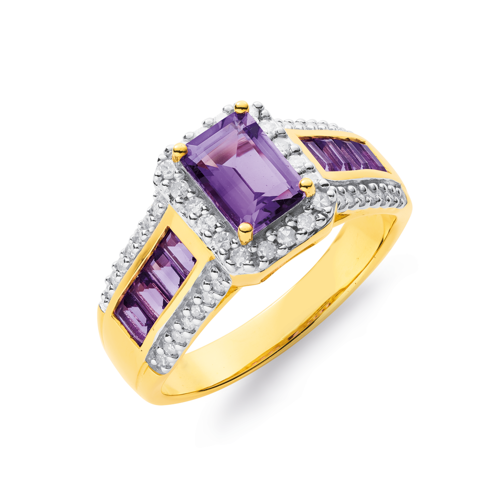 Pascoes store emerald ring