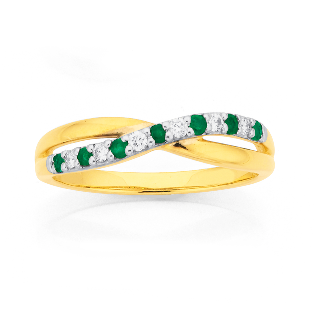 Pascoes emerald ring outlet
