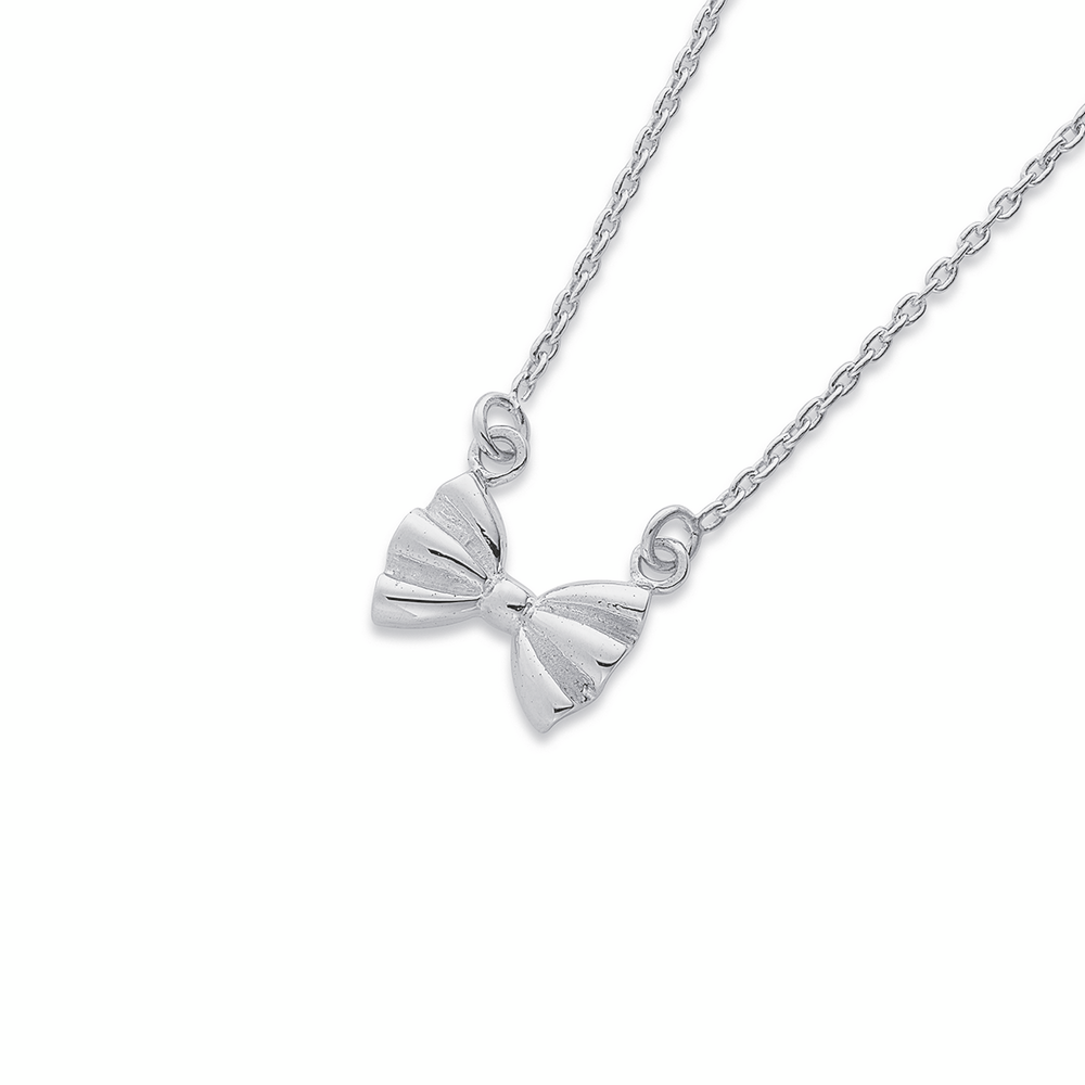 Shop Necklaces For Men & Women | Chains & More | Pascoes